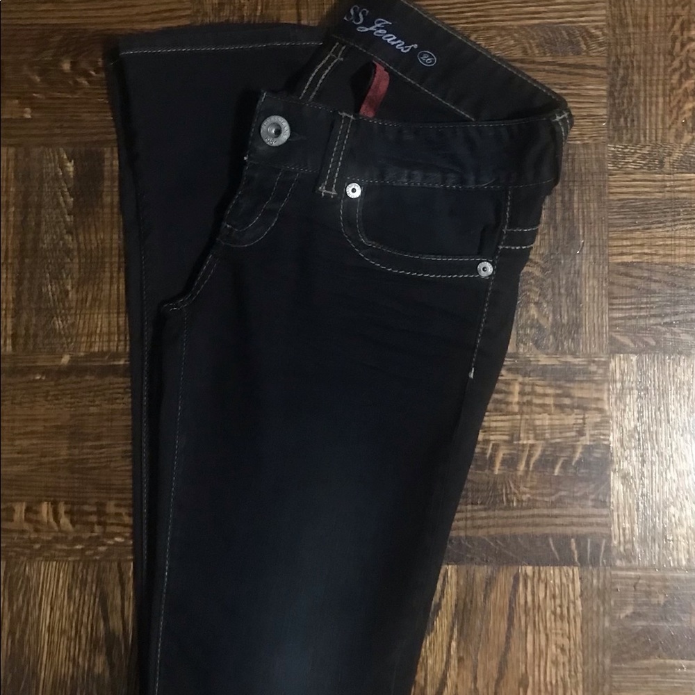 Guess Jeans - Picture 5 of 6